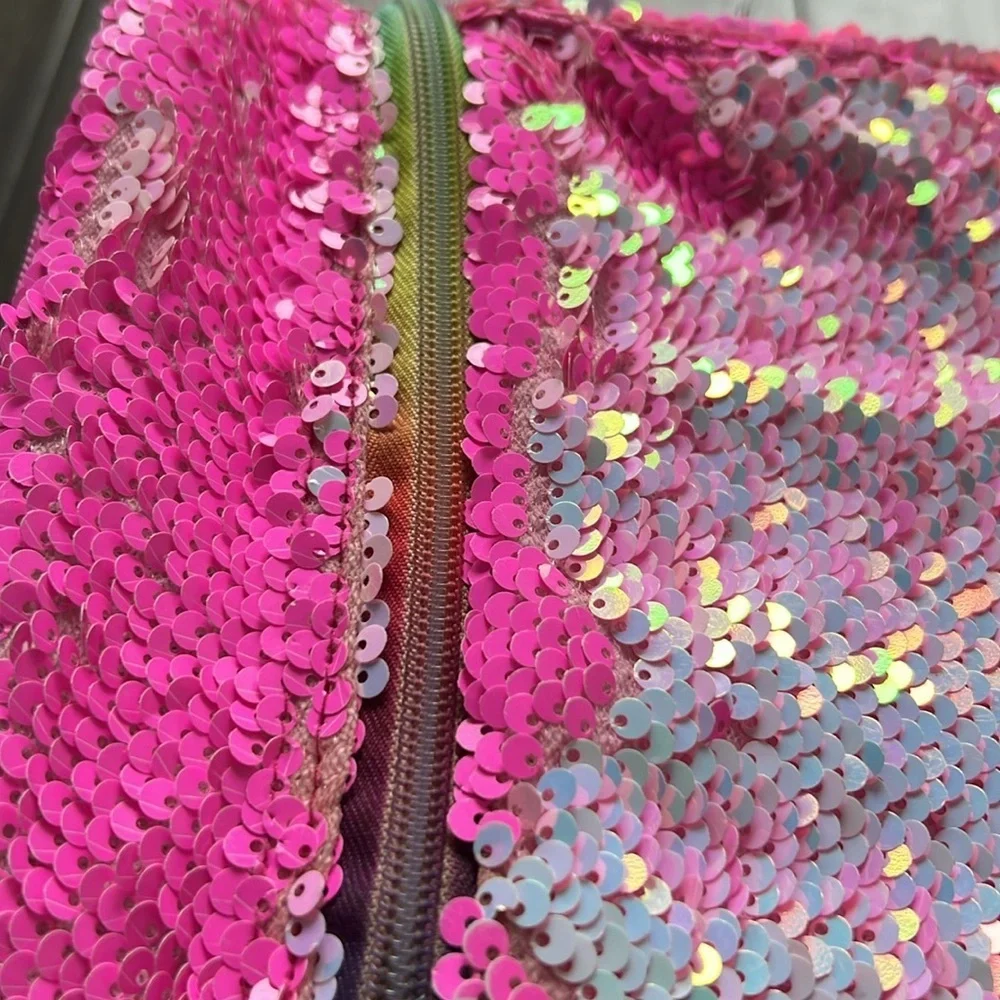 Reversible Sequin iridescent lunchbox with rainbow zipper